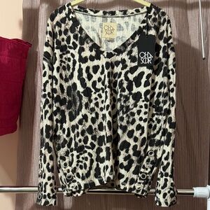 Chaser Women's Leopard Print Long Sleeve Top - Black and Cream